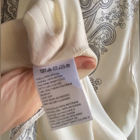 Ecotè Gineva Printed Shift Dress - Picture 4 of 4